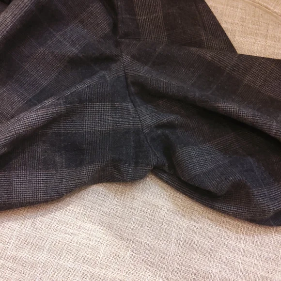 Aritzia Group by Babaton Jimmy Pant Plaid Sz S - Picture 9 of 11
